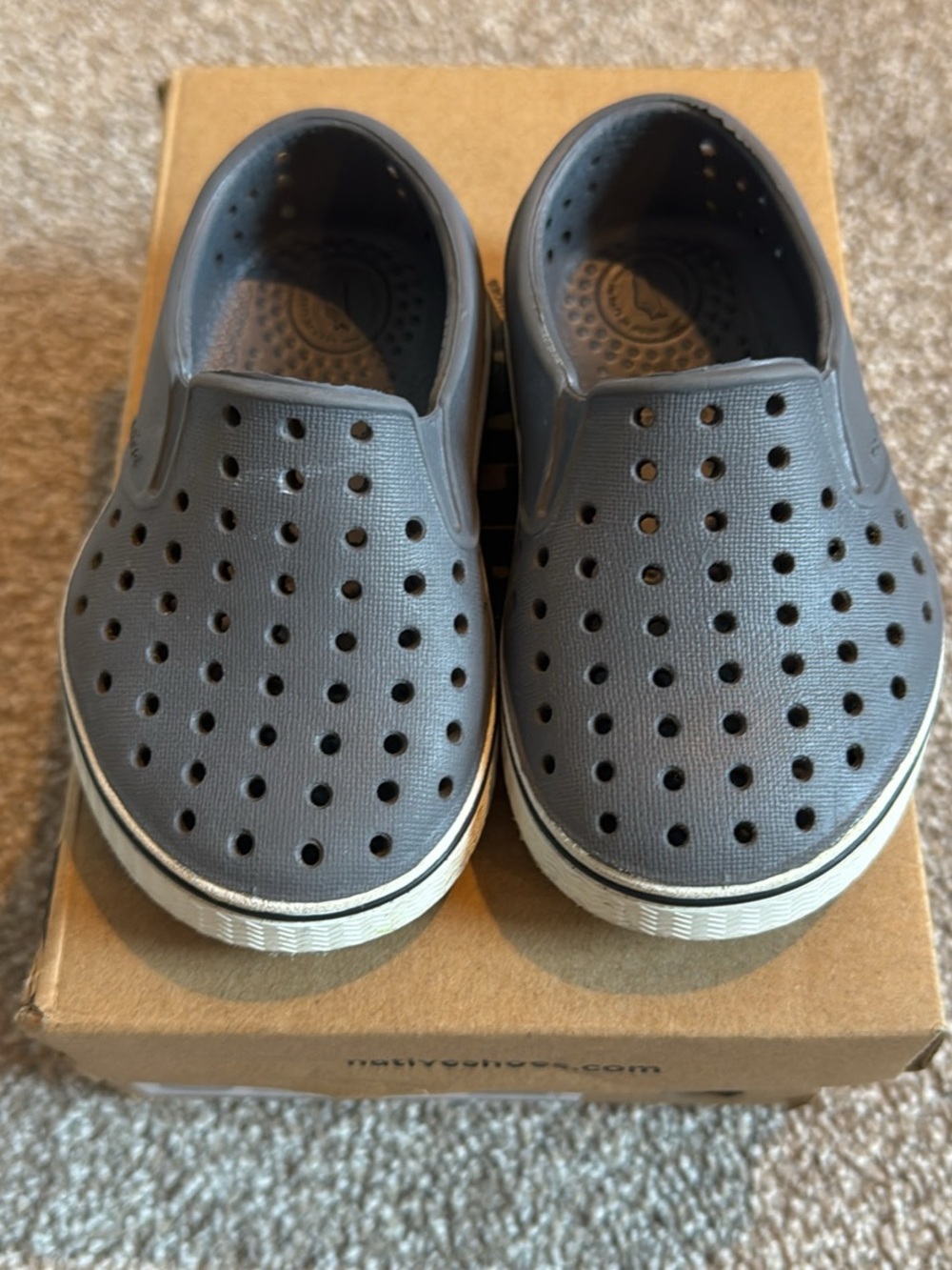 Native Shoes Miles Sneaker Size C5